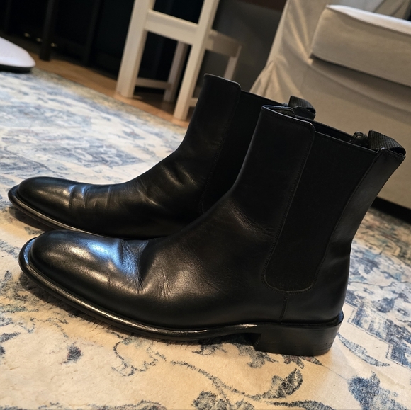 Men's Gucci Boots - Picture 11 of 11